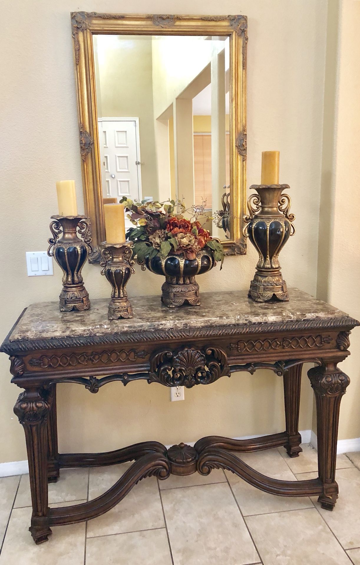 Ashley Casa Mollino Sofa / Entryway / Console Table