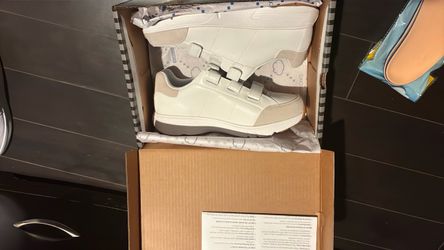 Dr. Comfort Shoes 11.5