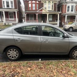 Nissan Versa 