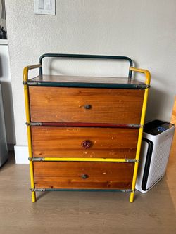 Dresser