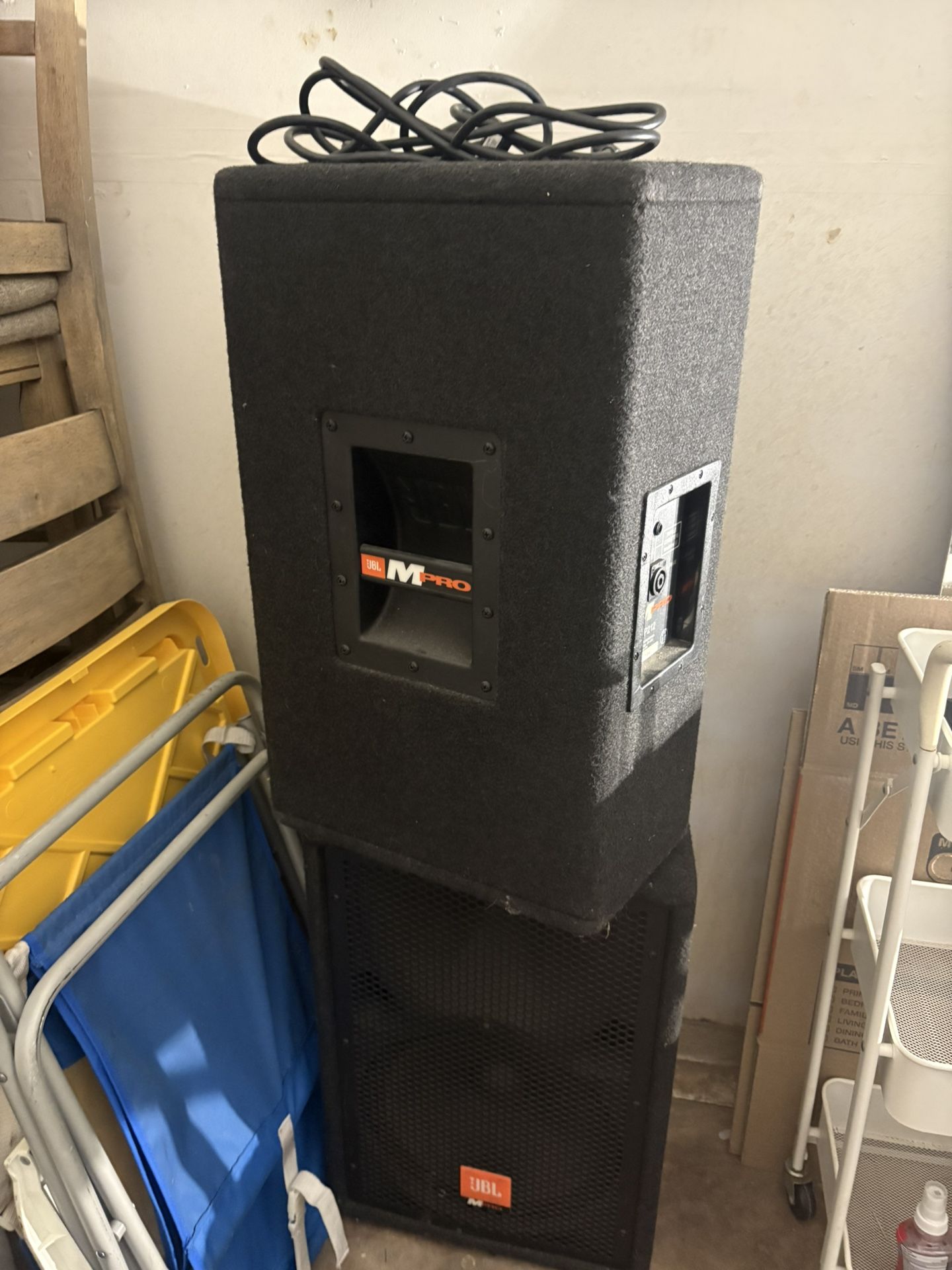 JBL M Pro Mp212 Two Way Portable Speakers