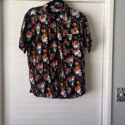 Women’s Halloween Button Up Shirt