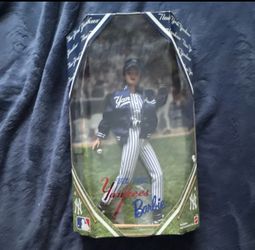 2001 New York Yankee collectible Barbie