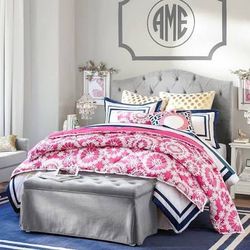 Pottery Barn Teen Eliza Tufted Upholstered Bed, Full, Linen Blend Gray