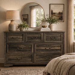 Modern Rustic Farmhouse 7 Drawer Dresser!