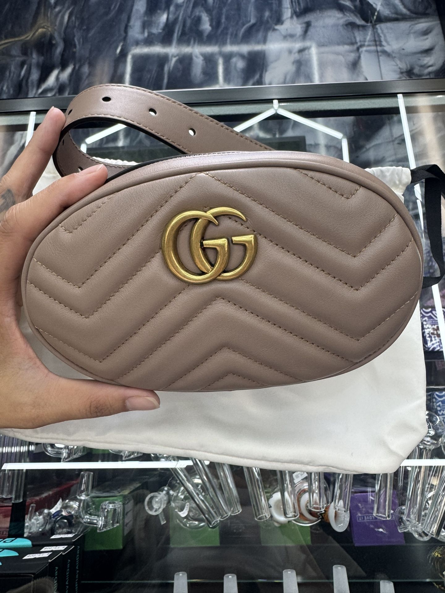 GUCCI ; Marmont matelasse belt bag