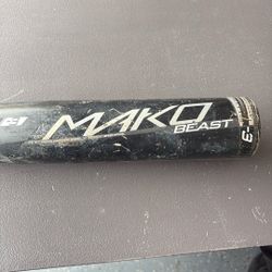 Easton MAKO Beast