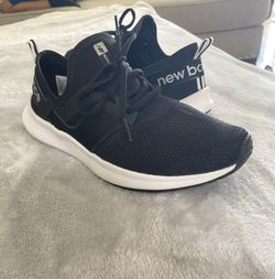 New Balance Women Shoes