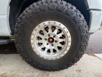 Toyo Open Country R/T Trail tires 35s