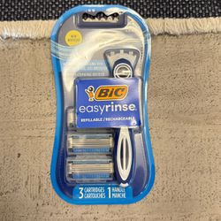BIC EasyRinse Anti-Clogging Refillable Razors, Men's, 4-Blade, 1 Handle and 3 Refill Cartridges