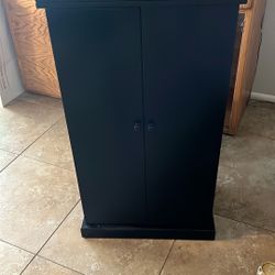 Fold Out Bar 