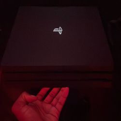 PS4 Pro 