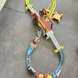 Thomas & Friends Toy Train Tracks Set 