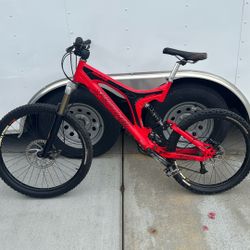 Specialized Mountain Bike
