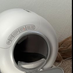 Automatic Litter Box 