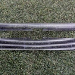 94 - 98 Chevy Ck Bullet Grill Overlay