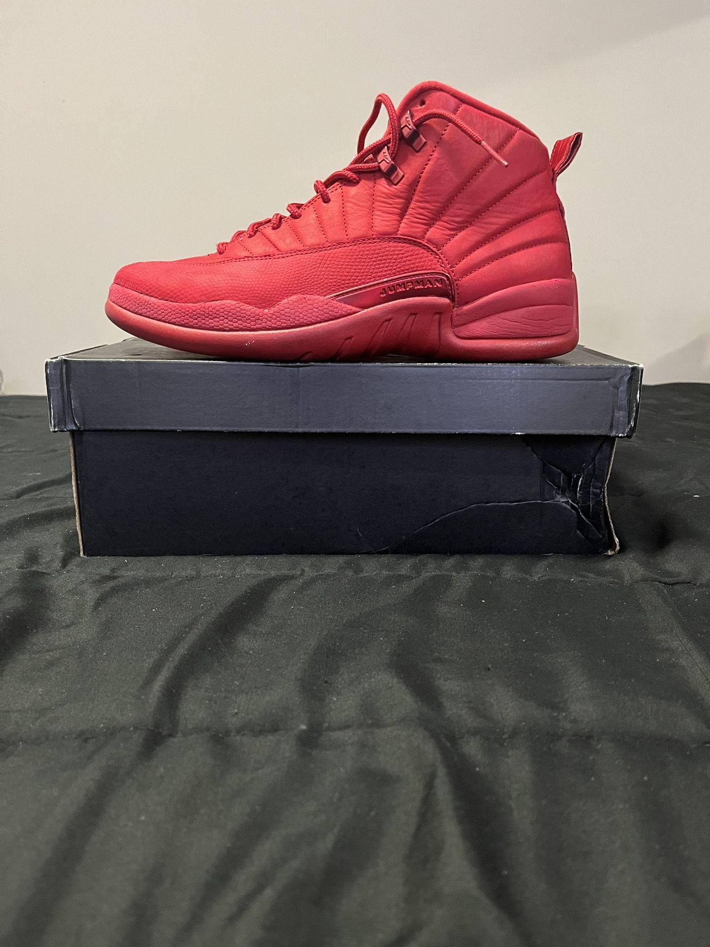 Jordan 12 Retro Gym Red size 10.5