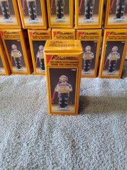 Flambro Emmett Kelly Jr. 1992 Home for Christmas Ornament