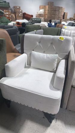 ❤️‍🔥 Clearance Sale White Accent Chair $79