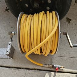 Titan Heavy Duty Hose Reel w/ Hose – Manual Crank