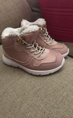 Girl snow boots
