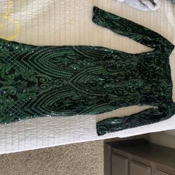 PROM DRESSES AND JEWELRY 