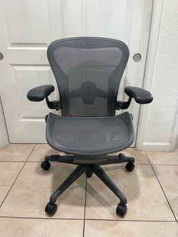 HERMAN MILLER  REMASTERED AERON CHAIR