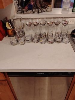 Glassware set