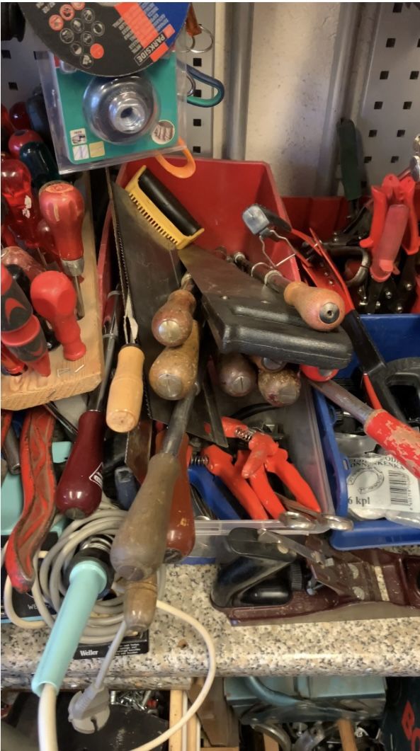 NOVEMBER 8TH SATURDAY MORNING 10 AM YARD SALE ๐๐๐๐