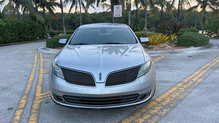 2013 Lincoln MKS