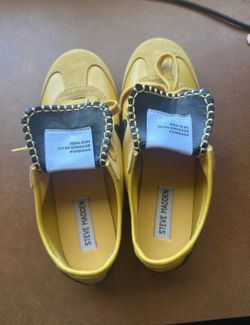 Steve Madden Jaiden Grip Sole Sneakers - Yellow Multi (Size 7.5)