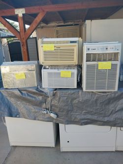 FOUR  WINDOW AIR CONDITIONER 🥶 LOOK UP DESCRIPTION