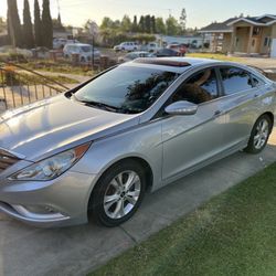 2011 Hyundai Sonata (NEW ENGINE)
