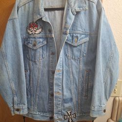 Levi Denim Jacket XL  $ 60.00 Both Sides Have Leather Trim