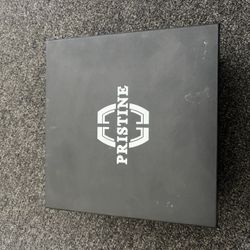 Luxury Pristine Watch Display Box – Excellent Condition  