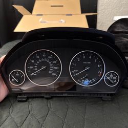 BMW F30 320i Instrument Cluster Speedometer OEM