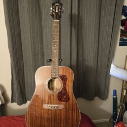 Guild D-120 Acoustic  Guitar