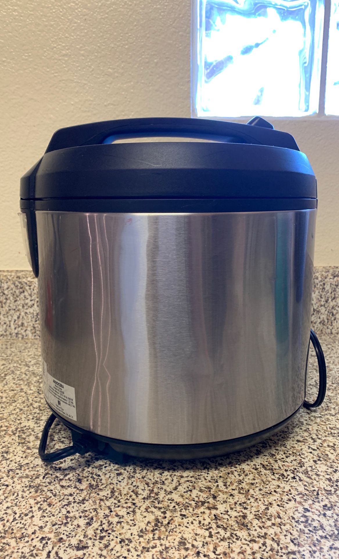 Aroma Professional Plus Rice Cooker for Sale in Nuevo, CA OfferUp