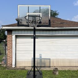 Spalding Basketball Hoop