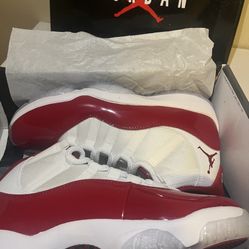 Jordan 11 Cherry Size 10 