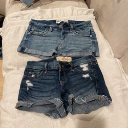 Teen Girls Short.. GARAGE AND HOLLISTER