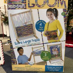 Melissa and Doug multicraft weaving loom