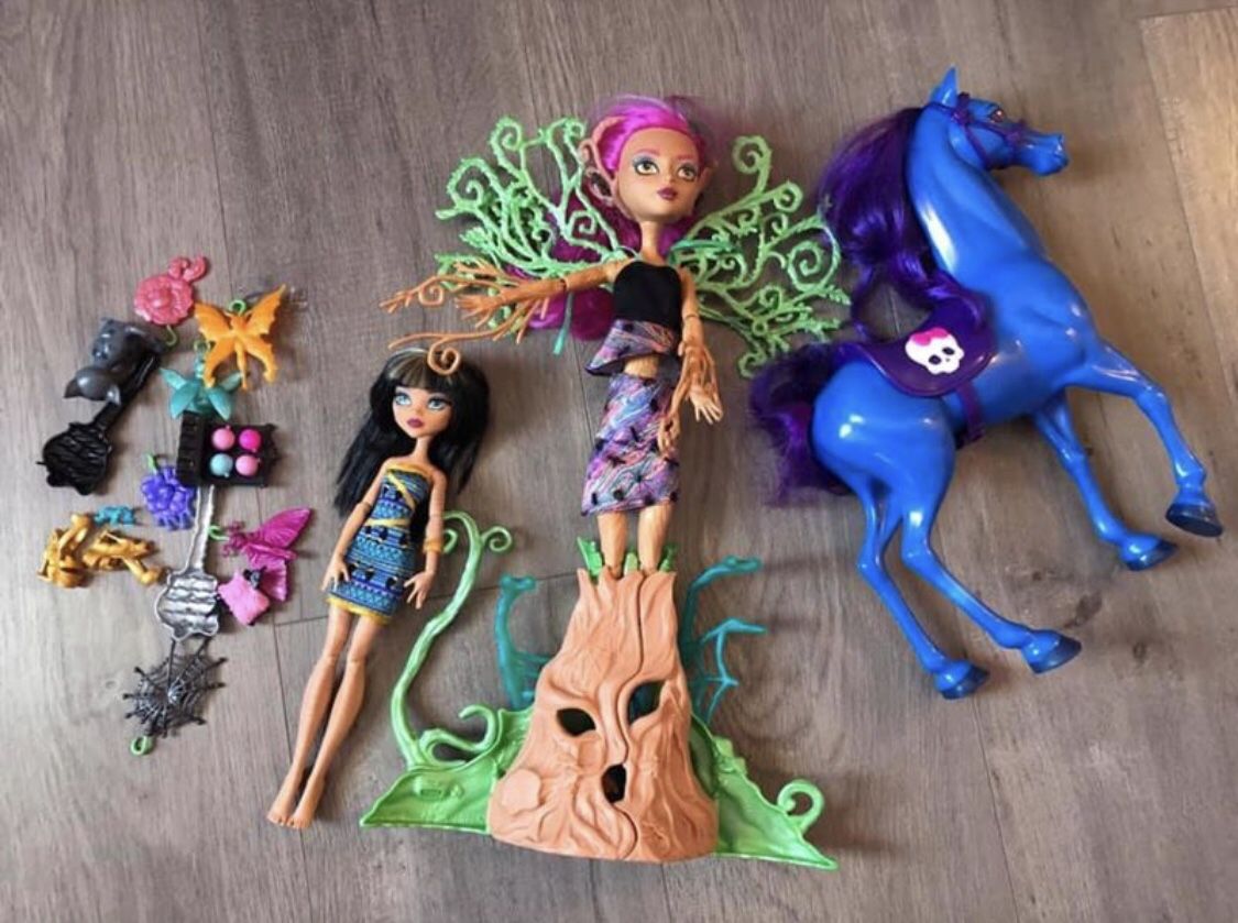 Monster High dolls