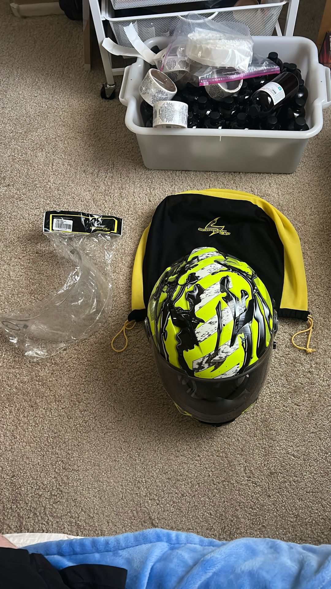 Scorpion Helmet And Extra Shield . I Have A Matching Alpine Starz Jacket ( L ) (XL) If Ya Need . . . I Want $75 For The Helmet And $75 For the Jacket