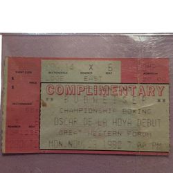 OSCAR DE LA HOYA SIGNED PRO BOXING DEBUT 1992 TICKET STUB 