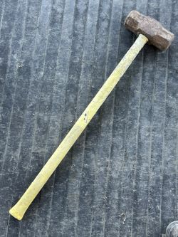 12 LB Sledgehammer 