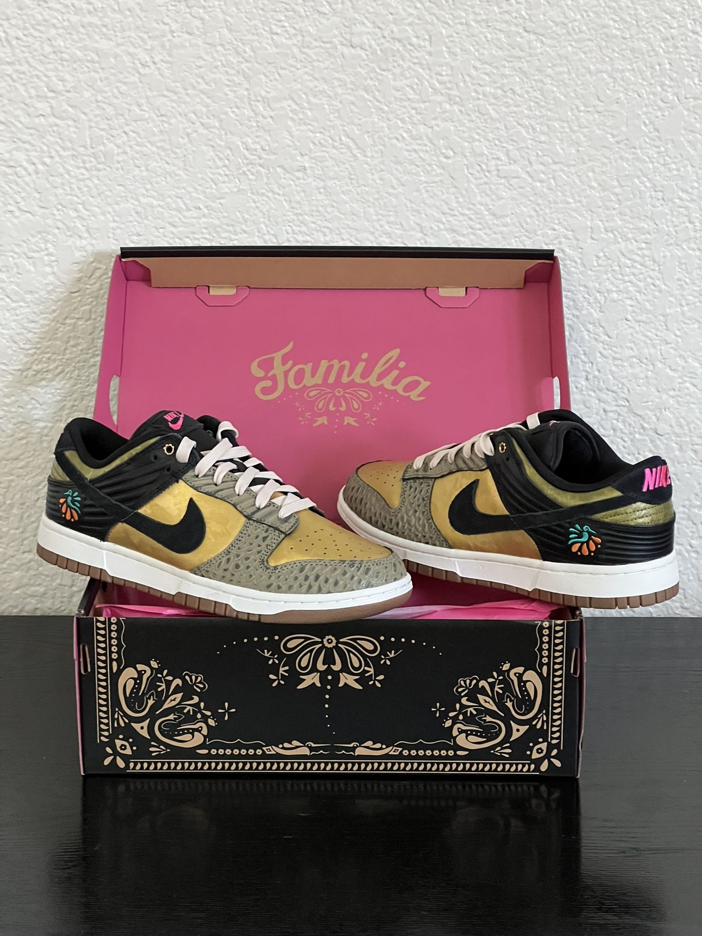 Nike Dunk Low ‘Familia’ Dia De Muertos Size 7.5 Men / 9 Women