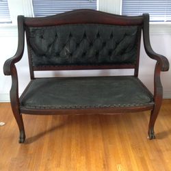 Early 1900’s Loveseat Settee With Paw Feet Original Upholstery and Finish