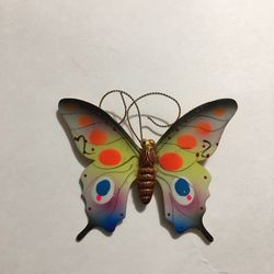 BUTTERFLY PIN BROOCH ⭐️⭐️⭐️⭐️⭐️VINTAGE TO FASHION  ESTATE FIND JEWELRY VINTAGE TO FASHION  
