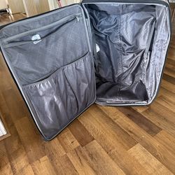 Samsonite Large Expandable Suitcase